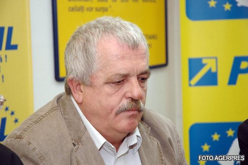 Fostul ministru Decebal Traian Remeș a murit